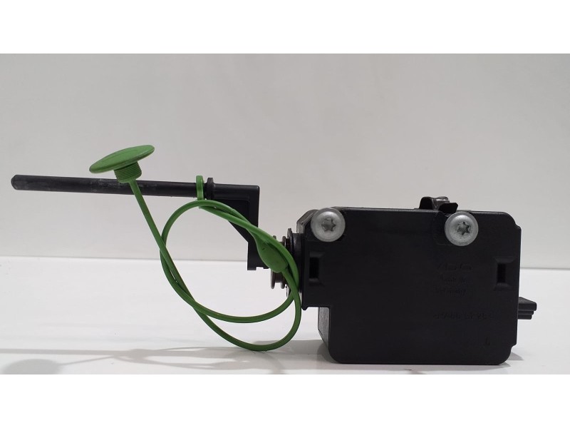 Recambio de tapa exterior combustible para bmw x5 (e53) 3.0d referencia OEM IAM 67116923974 54071 