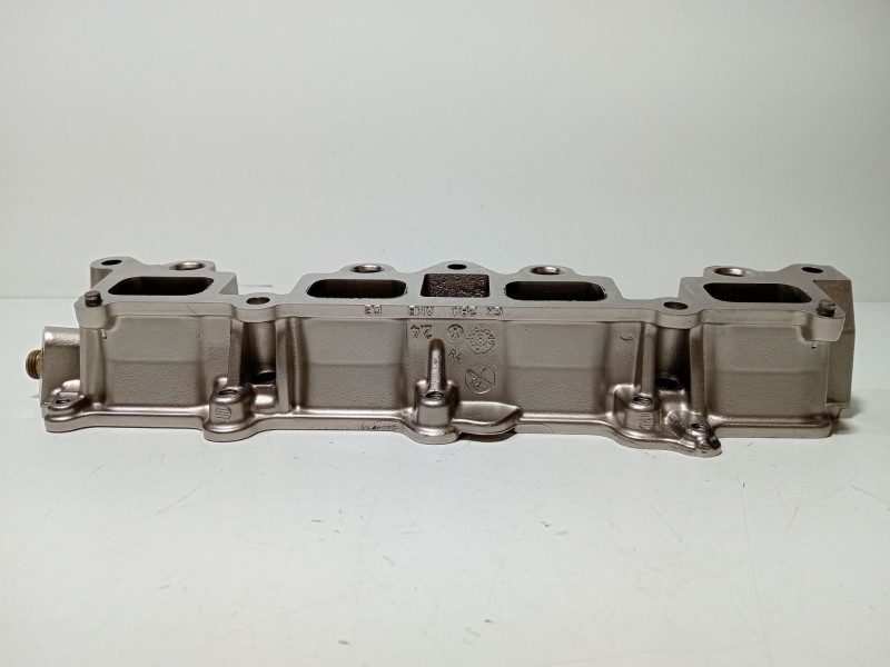 Recambio de rampa inyectora para volkswagen scirocco (137) 1.4 tsi (118kw) referencia OEM IAM GK2844HBDE  