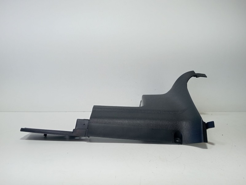 Recambio de molduras delanteras para volkswagen scirocco (137) 1.4 tsi (118kw) referencia OEM IAM 1K1858368A  