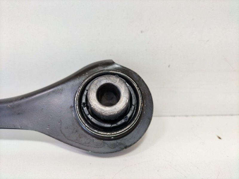 Recambio de brazo suspension inferior trasero izquierdo para volkswagen scirocco (137) 1.4 tsi (118kw) referencia OEM IAM 1k0501