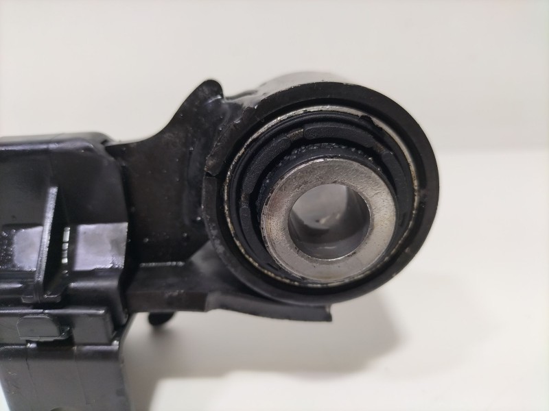 Recambio de brazo suspension superior trasero derecho para volkswagen scirocco (137) 1.4 tsi (118kw) referencia OEM IAM 1K050532