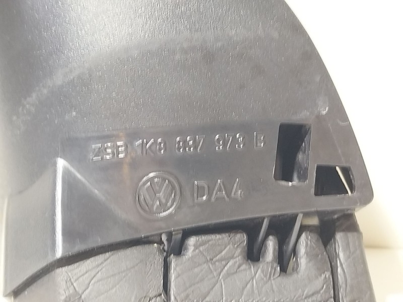 Recambio de moldura para volkswagen scirocco (137) 1.4 tsi (118kw) referencia OEM IAM 1K8837973B  