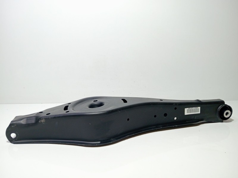 Recambio de soporte brazo suspension trasero izquierdo para volkswagen scirocco (137) 1.4 tsi (118kw) referencia OEM IAM 1K05053