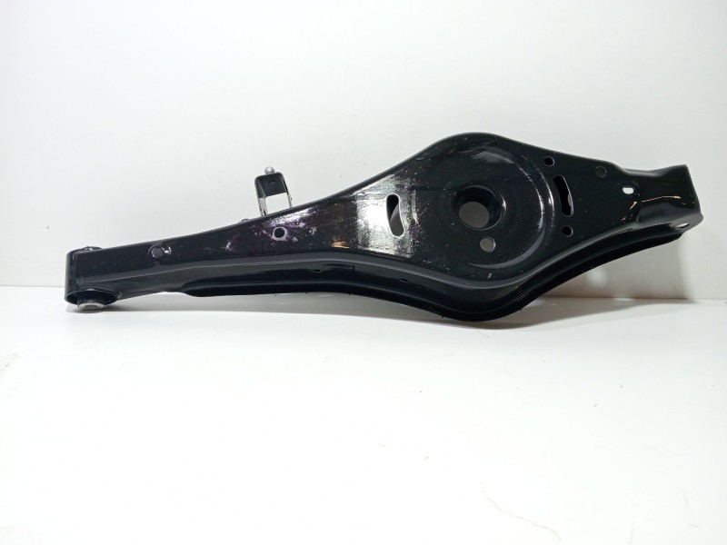 Recambio de soporte brazo suspension trasero izquierdo para volkswagen scirocco (137) 1.4 tsi (118kw) referencia OEM IAM   