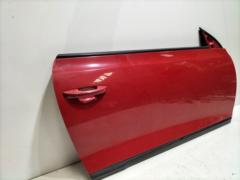 Recambio de puerta delantera derecha para volkswagen scirocco (137) 1.4 tsi (118kw) referencia OEM IAM   
