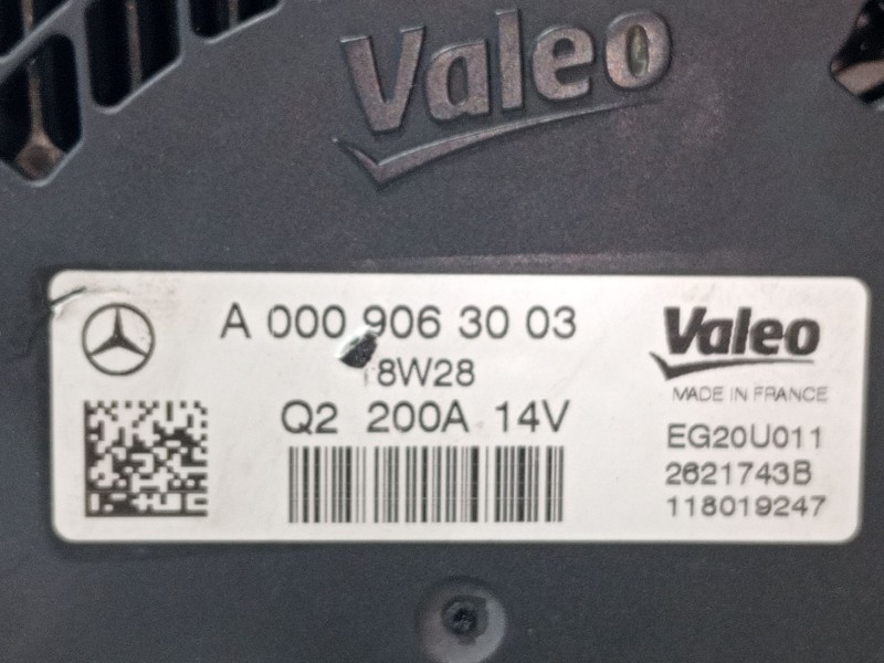 Recambio de alternador para mercedes-benz clase c (w205) familiar c 220 t d (205.214) referencia OEM IAM A0009063003  