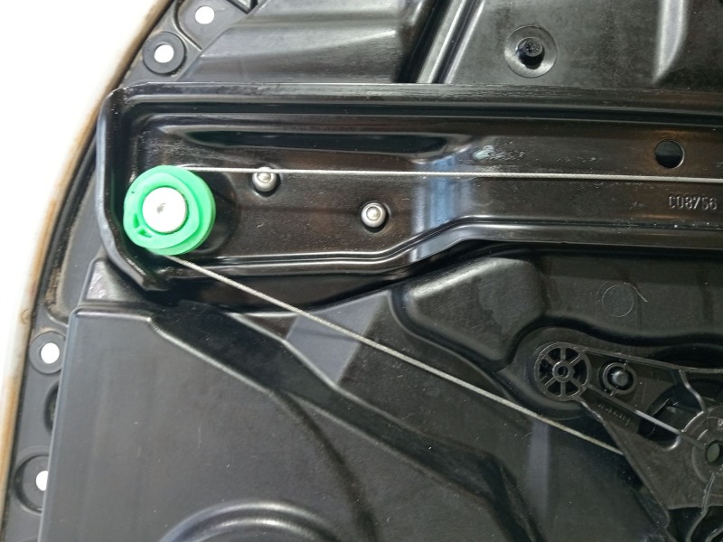 Recambio de elevalunas trasero derecho para mercedes-benz clase c (w205) familiar c 220 t d (205.214) referencia OEM IAM C087561