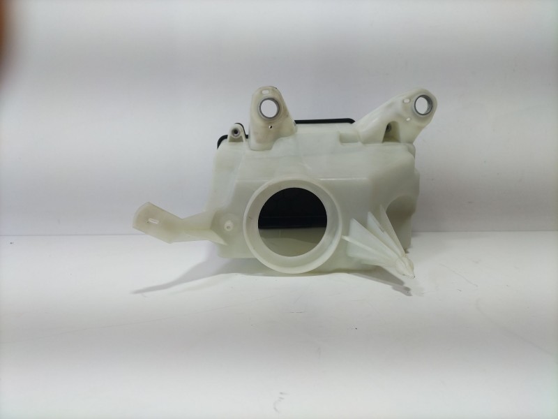 Recambio de caja reles / fusibles para mercedes-benz clase c (w205) familiar c 220 t d (205.214) referencia OEM IAM 2055400024  