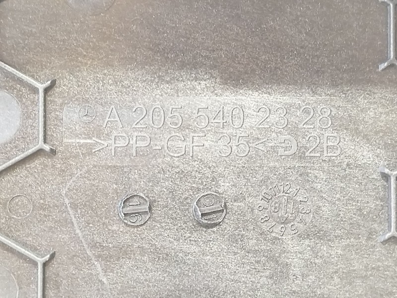 Recambio de caja reles / fusibles para mercedes-benz clase c (w205) familiar c 220 t d (205.214) referencia OEM IAM 2055400024  