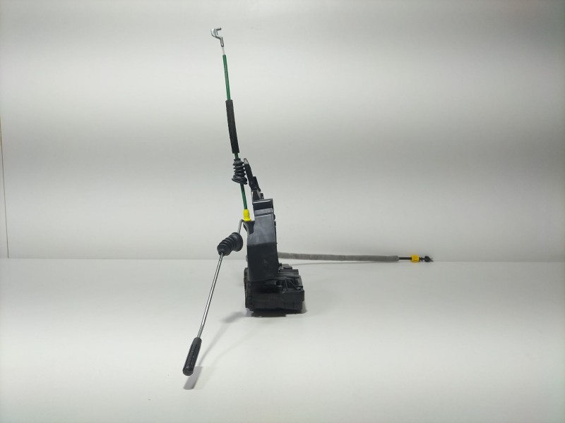 Recambio de cerradura puerta delantera derecha para mercedes-benz clase c (w205) familiar c 220 t d (205.214) referencia OEM IAM