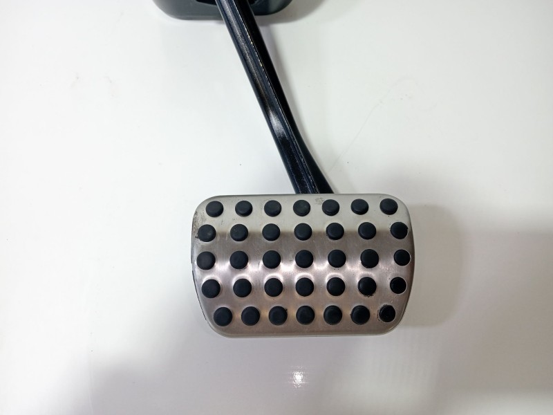 Recambio de pedal freno para mercedes-benz clase c (w205) familiar c 220 t d (205.214) referencia OEM IAM A2052920415  