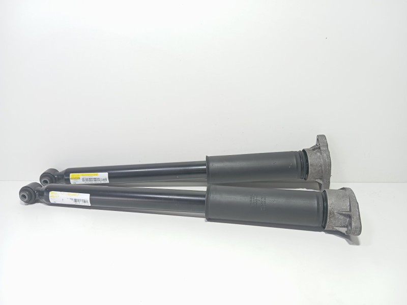 Recambio de juego amortiguadores trasero para mercedes-benz clase c (w205) familiar c 220 t d (205.214) referencia OEM IAM A2053