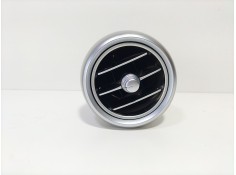 Recambio de rejilla aireadora para mercedes-benz clase c (w205) familiar c 220 t d (205.214) referencia OEM IAM A2053300301Q9  