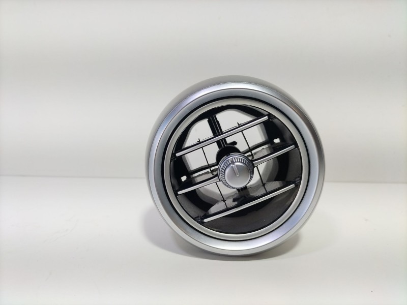 Recambio de rejilla aireadora para mercedes-benz clase c (w205) familiar c 220 t d (205.214) referencia OEM IAM A2053300301Q9  