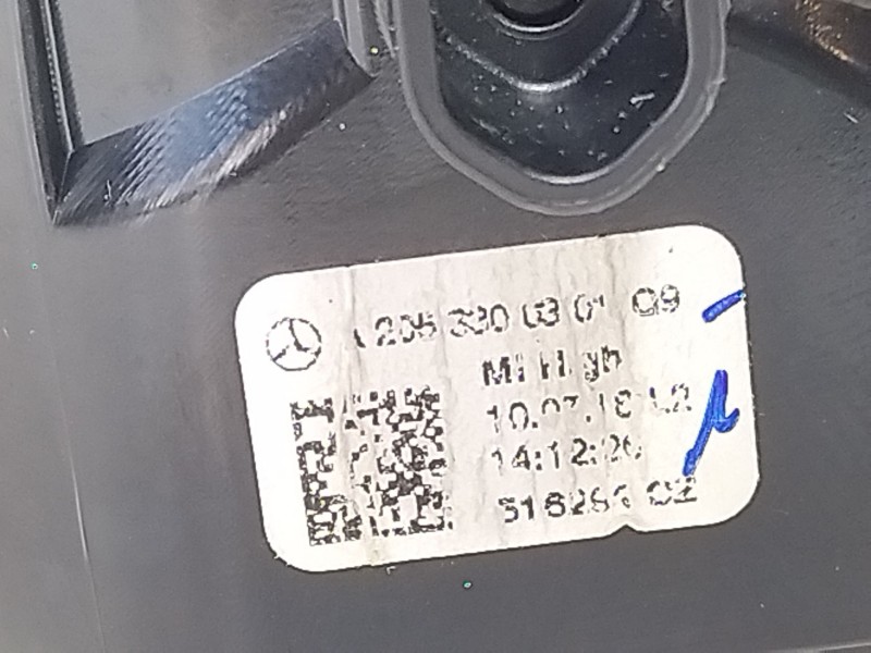 Recambio de rejilla aireadora para mercedes-benz clase c (w205) familiar c 220 t d (205.214) referencia OEM IAM A2053300301Q9  