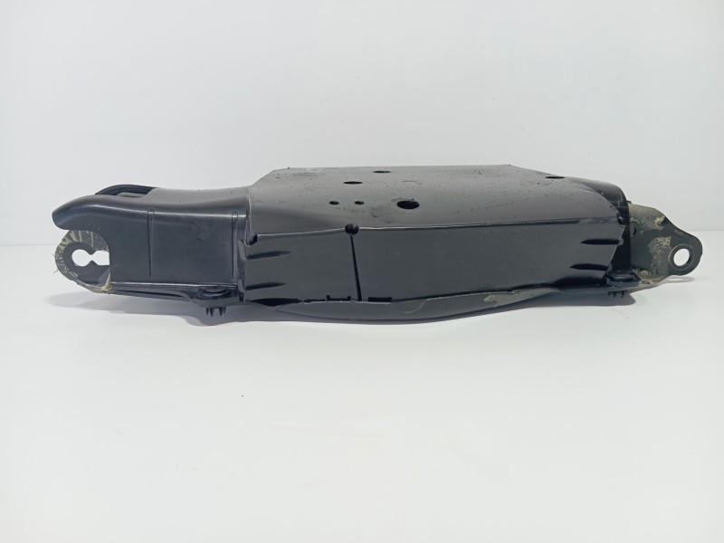 Recambio de brazo suspension inferior trasero derecho para mercedes-benz clase c (w205) familiar c 220 t d (205.214) referencia 