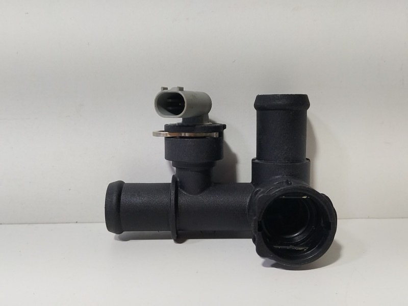 Recambio de sensor para mercedes-benz clase c (w205) familiar c 220 t d (205.214) referencia OEM IAM A0009056102  