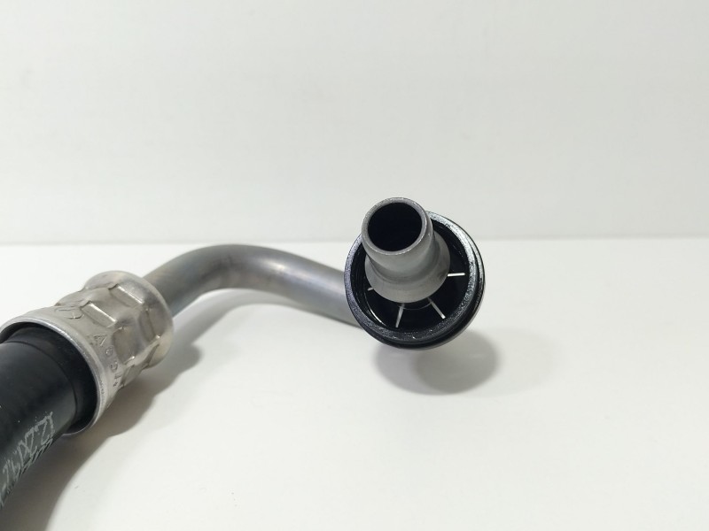 Recambio de tubo para mercedes-benz clase c (w205) familiar c 220 t d (205.214) referencia OEM IAM A6451800200  