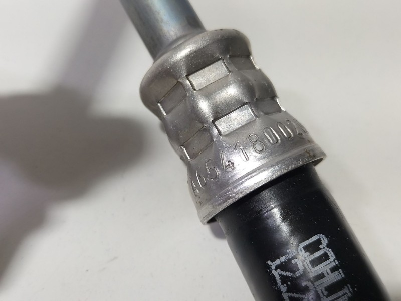 Recambio de tubo para mercedes-benz clase c (w205) familiar c 220 t d (205.214) referencia OEM IAM A6451800200  