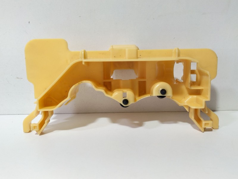 Recambio de moldura para mercedes-benz clase c (w205) familiar c 220 t d (205.214) referencia OEM IAM A2054700138  