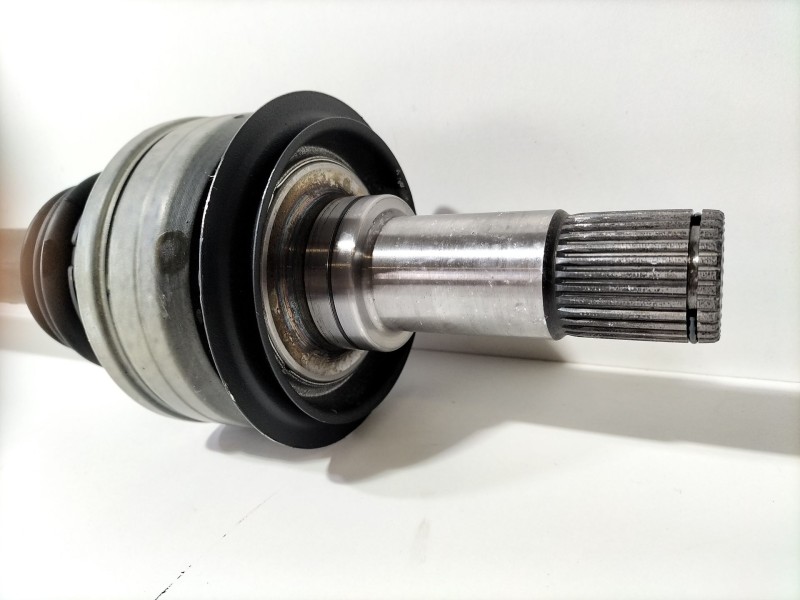 Recambio de transmision trasera derecha para mercedes-benz clase c (w205) familiar c 220 t d (205.214) referencia OEM IAM 120535