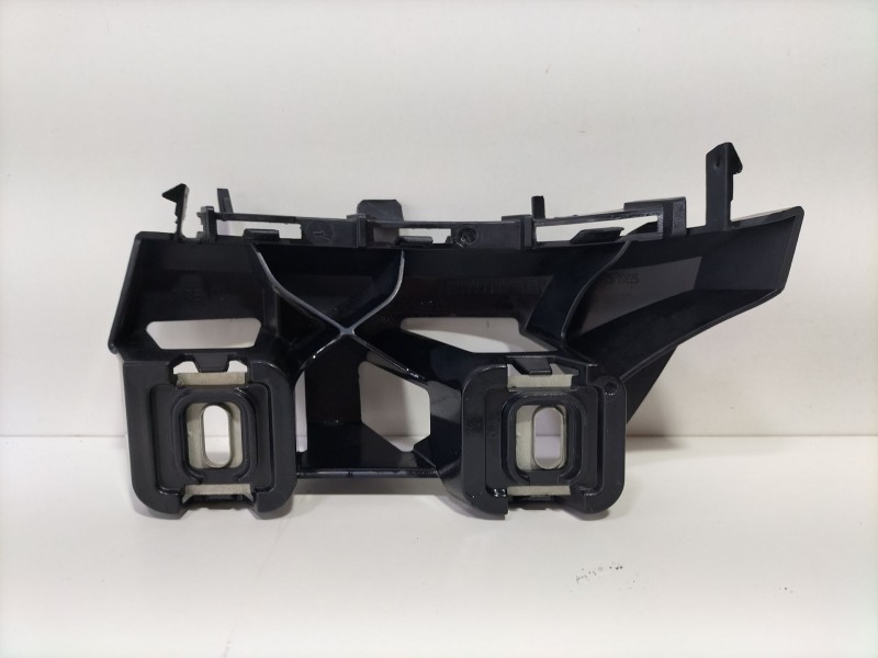 Recambio de molduras traseras para mercedes-benz clase c (w205) familiar c 220 t d (205.214) referencia OEM IAM A2058851965  