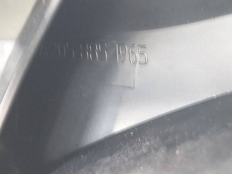 Recambio de molduras traseras para mercedes-benz clase c (w205) familiar c 220 t d (205.214) referencia OEM IAM A2058851965  