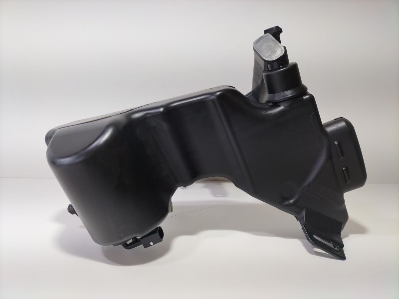 Recambio de deposito limpia para mercedes-benz clase c (w205) familiar c 220 t d (205.214) referencia OEM IAM A205860  