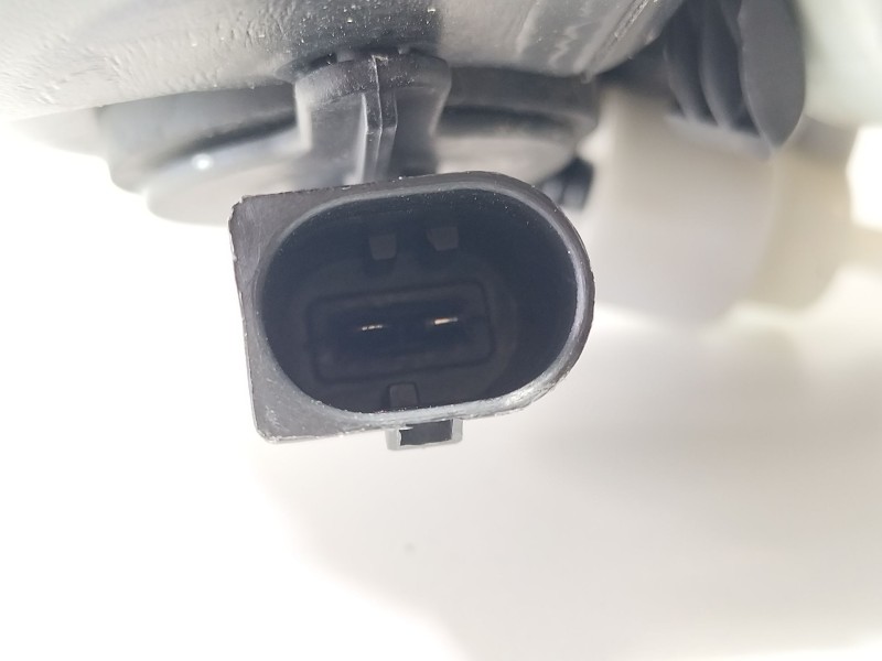 Recambio de deposito limpia para mercedes-benz clase c (w205) familiar c 220 t d (205.214) referencia OEM IAM A205860  