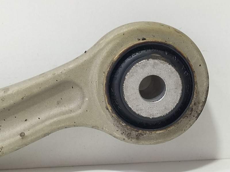 Recambio de brazo suspension superior trasero derecho para mercedes-benz clase c (w205) familiar c 220 t d (205.214) referencia 