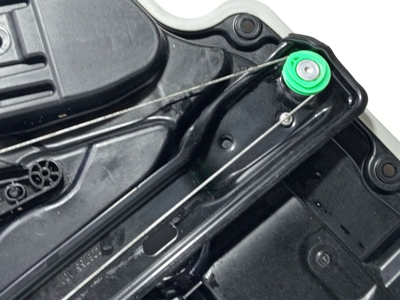 Recambio de elevalunas trasero izquierdo para mercedes-benz clase c (w205) familiar c 220 t d (205.214) referencia OEM IAM C0875