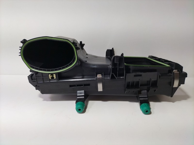 Recambio de caja filtro aire para mercedes-benz clase c (w205) familiar c 220 t d (205.214) referencia OEM IAM A6540900001  