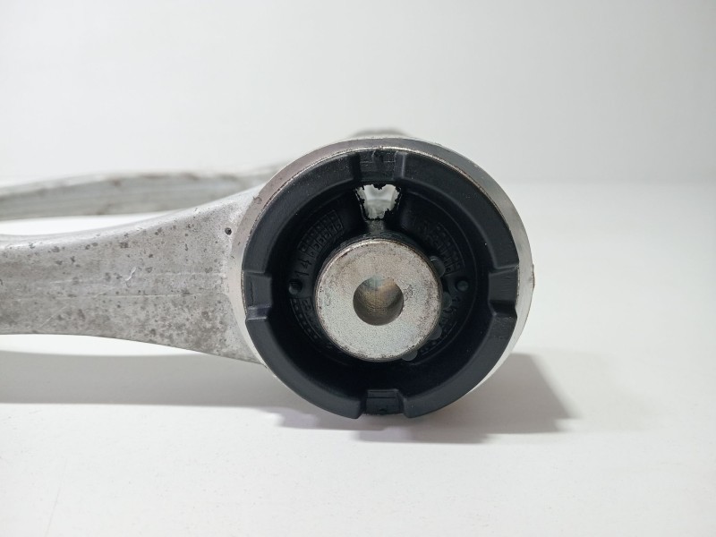 Recambio de brazo suspension superior delantero derecho para mercedes-benz clase c (w205) familiar c 220 t d (205.214) referenci