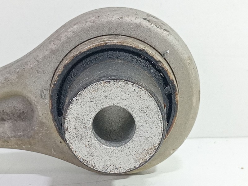 Recambio de soporte brazo suspension trasero izquierdo para mercedes-benz clase c (w205) familiar c 220 t d (205.214) referencia