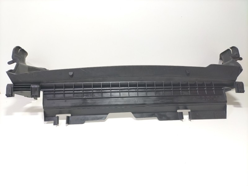 Recambio de moldura para mercedes-benz clase c (w205) familiar c 220 t d (205.214) referencia OEM IAM A2055050330  