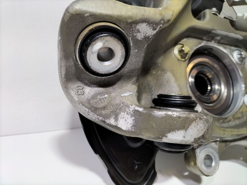 Recambio de mangueta trasera derecha para mercedes-benz clase c (w205) familiar c 220 t d (205.214) referencia OEM IAM A20535088