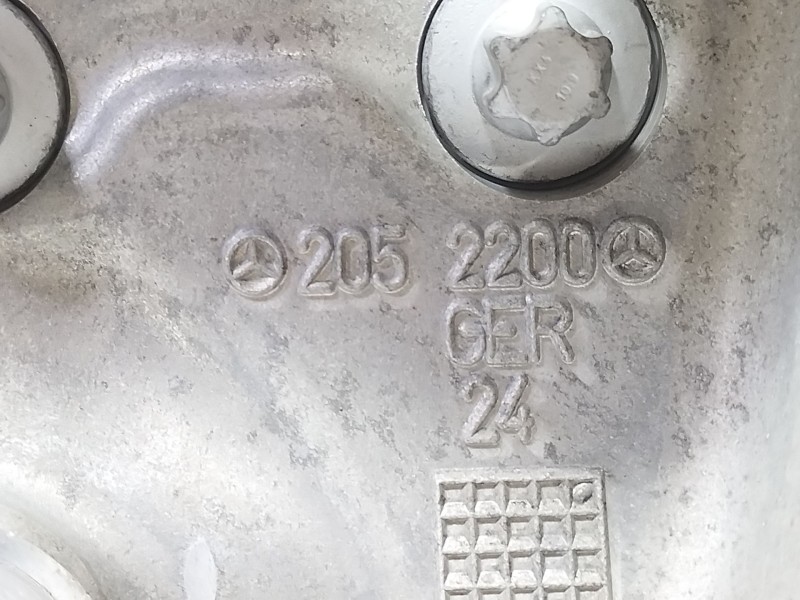 Recambio de mangueta delantera derecha para mercedes-benz clase c (w205) familiar c 220 t d (205.214) referencia OEM IAM 2052200