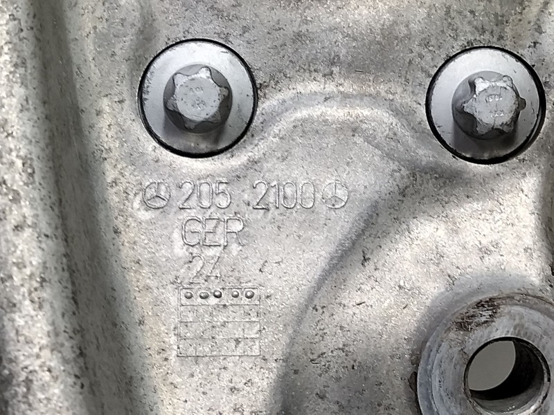 Recambio de mangueta delantera izquierda para mercedes-benz clase c (w205) familiar c 220 t d (205.214) referencia OEM IAM 20521