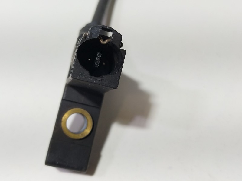 Recambio de sensor para mercedes-benz clase c (w205) familiar c 220 t d (205.214) referencia OEM IAM A0555459528  