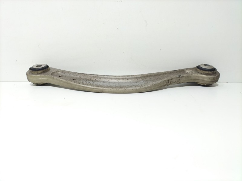 Recambio de brazo suspension superior trasero derecho para mercedes-benz clase c (w205) familiar c 220 t d (205.214) referencia 