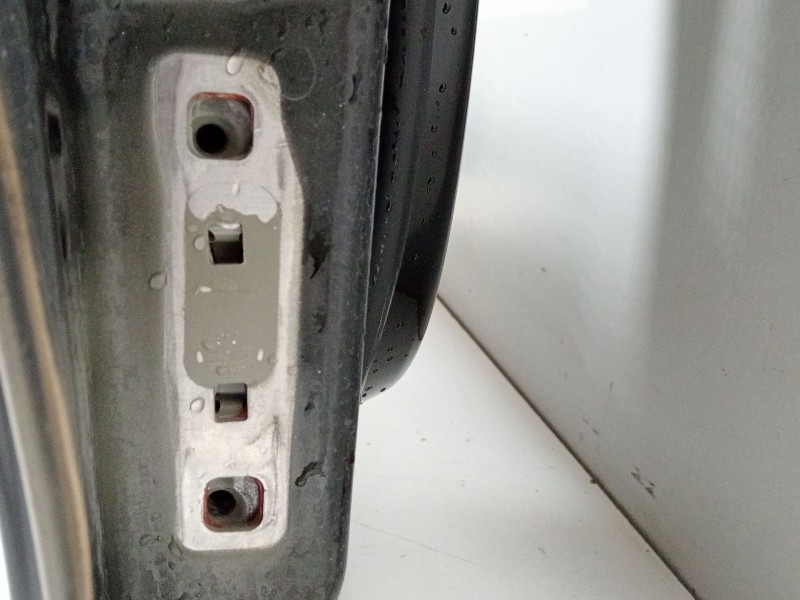 Recambio de bisagra puerta delantera derecha para mercedes-benz clase c (w205) familiar c 220 t d (205.214) referencia OEM IAM A