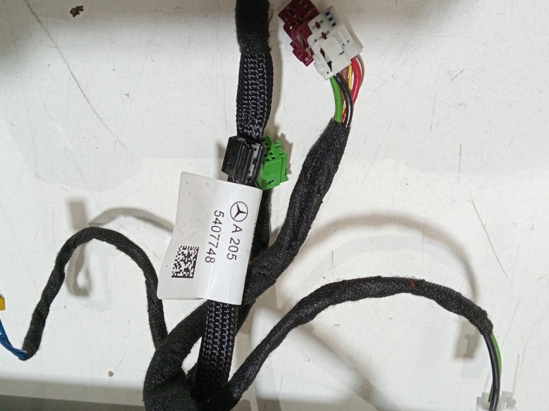 Recambio de bisagra puerta delantera derecha para mercedes-benz clase c (w205) familiar c 220 t d (205.214) referencia OEM IAM A