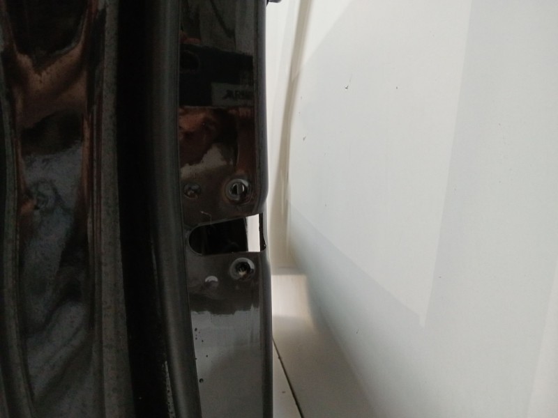 Recambio de puerta delantera izquierda para mercedes-benz clase c (w205) familiar c 220 t d (205.214) referencia OEM IAM   