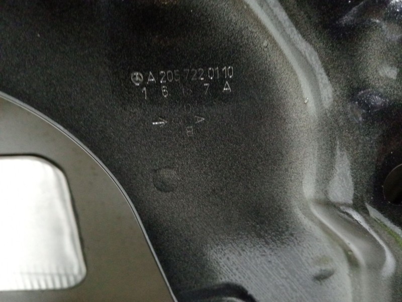 Recambio de puerta delantera izquierda para mercedes-benz clase c (w205) familiar c 220 t d (205.214) referencia OEM IAM   