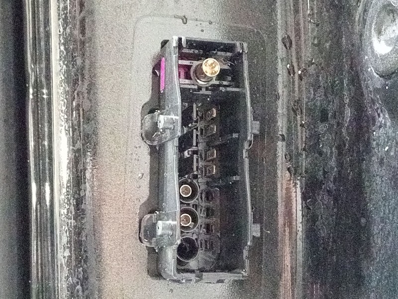 Recambio de puerta delantera izquierda para mercedes-benz clase c (w205) familiar c 220 t d (205.214) referencia OEM IAM   