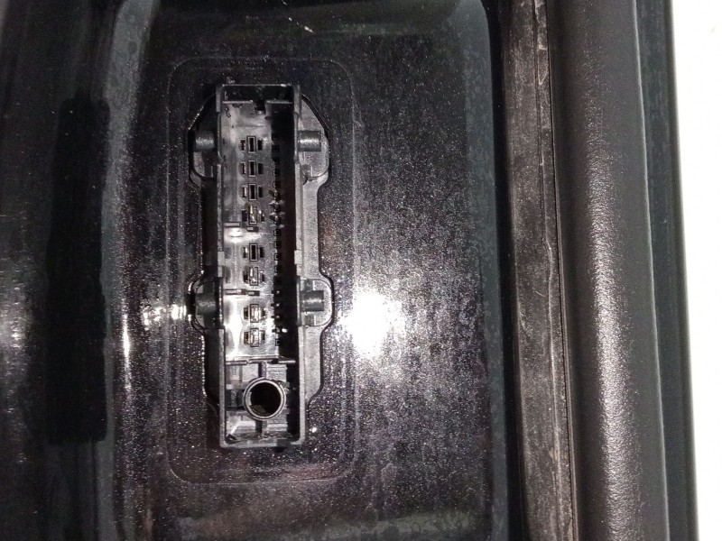 Recambio de puerta trasera derecha para mercedes-benz clase c (w205) familiar c 220 t d (205.214) referencia OEM IAM A2057320410