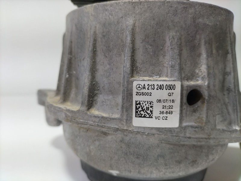 Recambio de soporte motor izquierdo para mercedes-benz clase c (w205) familiar c 220 t d (205.214) referencia OEM IAM A213240050