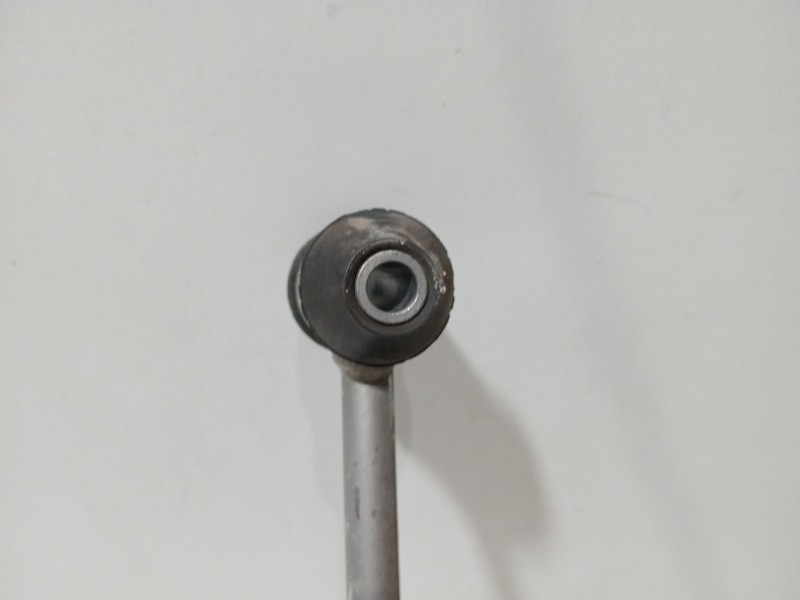 Recambio de barra estabilizadora trasera para mercedes-benz clase c (w205) familiar c 220 t d (205.214) referencia OEM IAM A2053