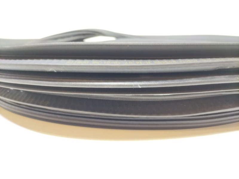 Recambio de goma contorno para mercedes-benz clase c (w205) familiar c 220 t d (205.214) referencia OEM IAM A2056970051  