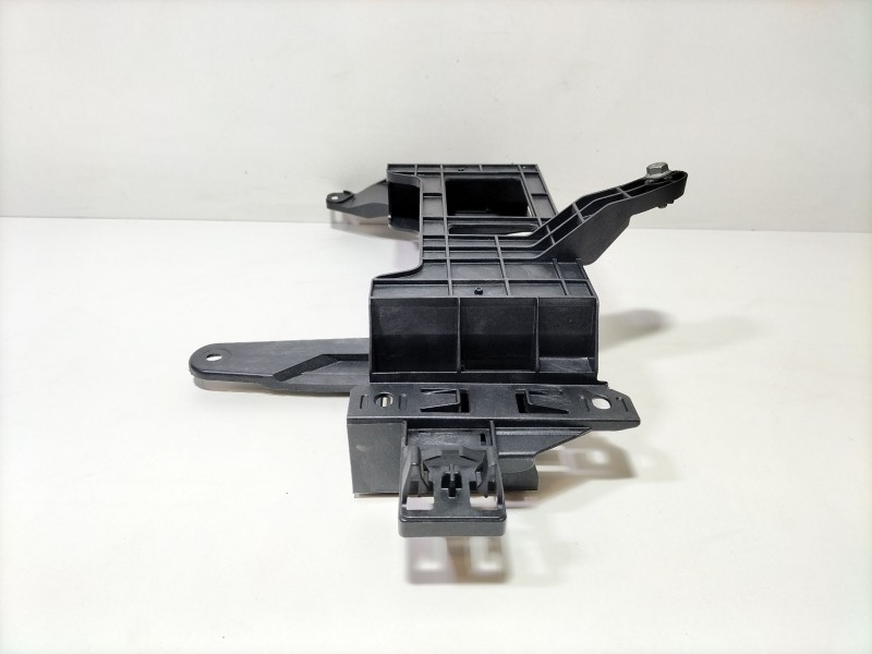 Recambio de moldura para mercedes-benz clase c (w205) familiar c 220 t d (205.214) referencia OEM IAM A2055457700  
